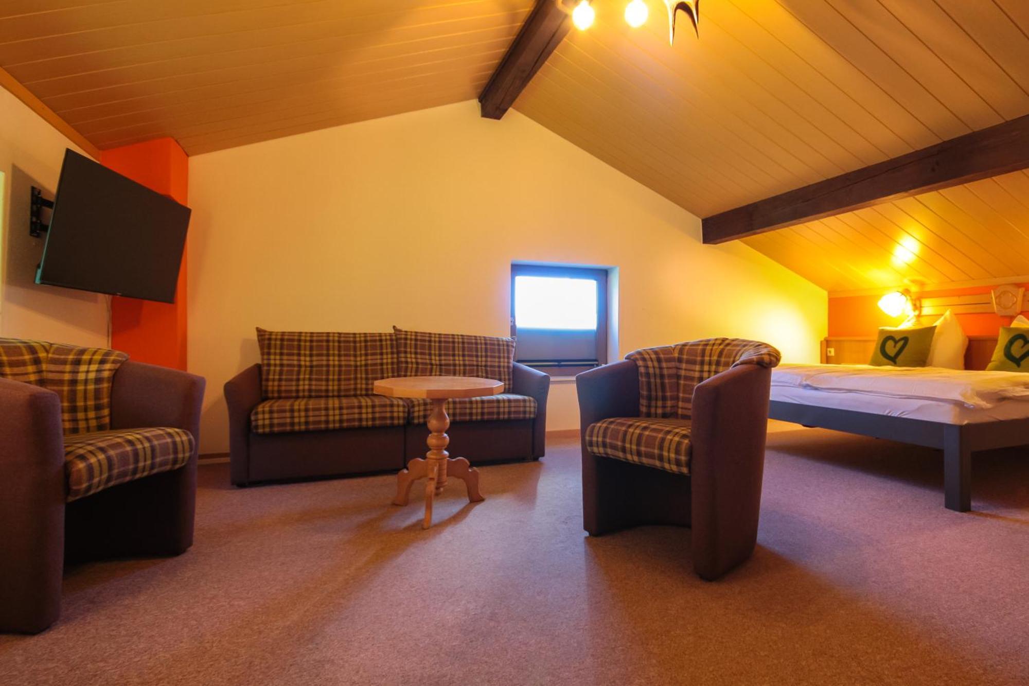 Haus Am Berg - Pension Direkt Am Skihang Oberwiesenthal Exteriör bild